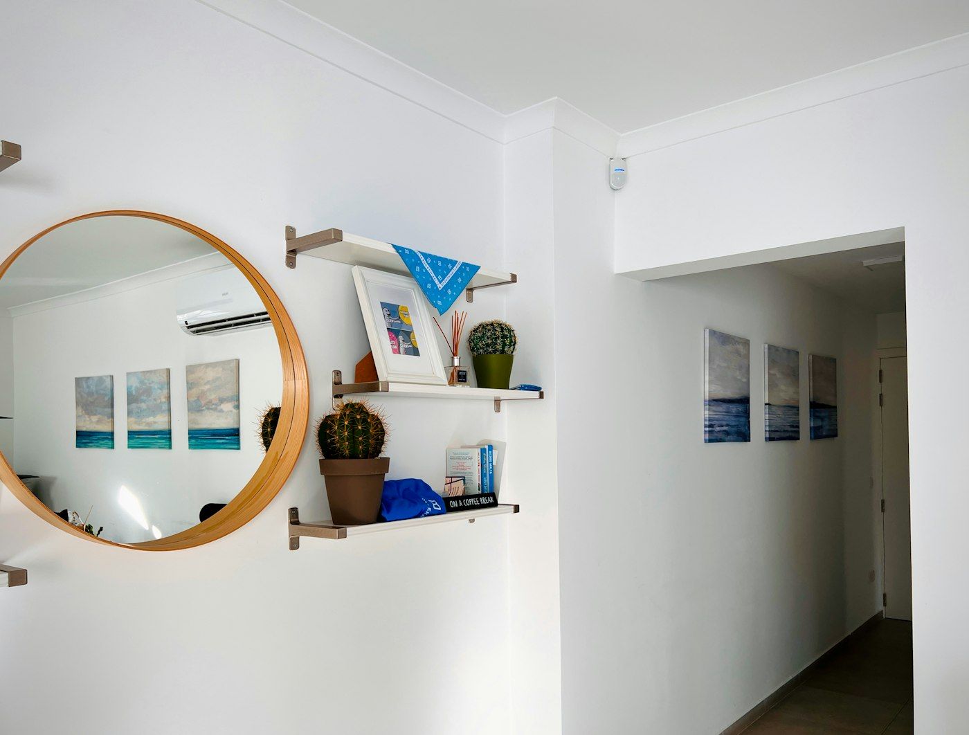 Spiegel Modern